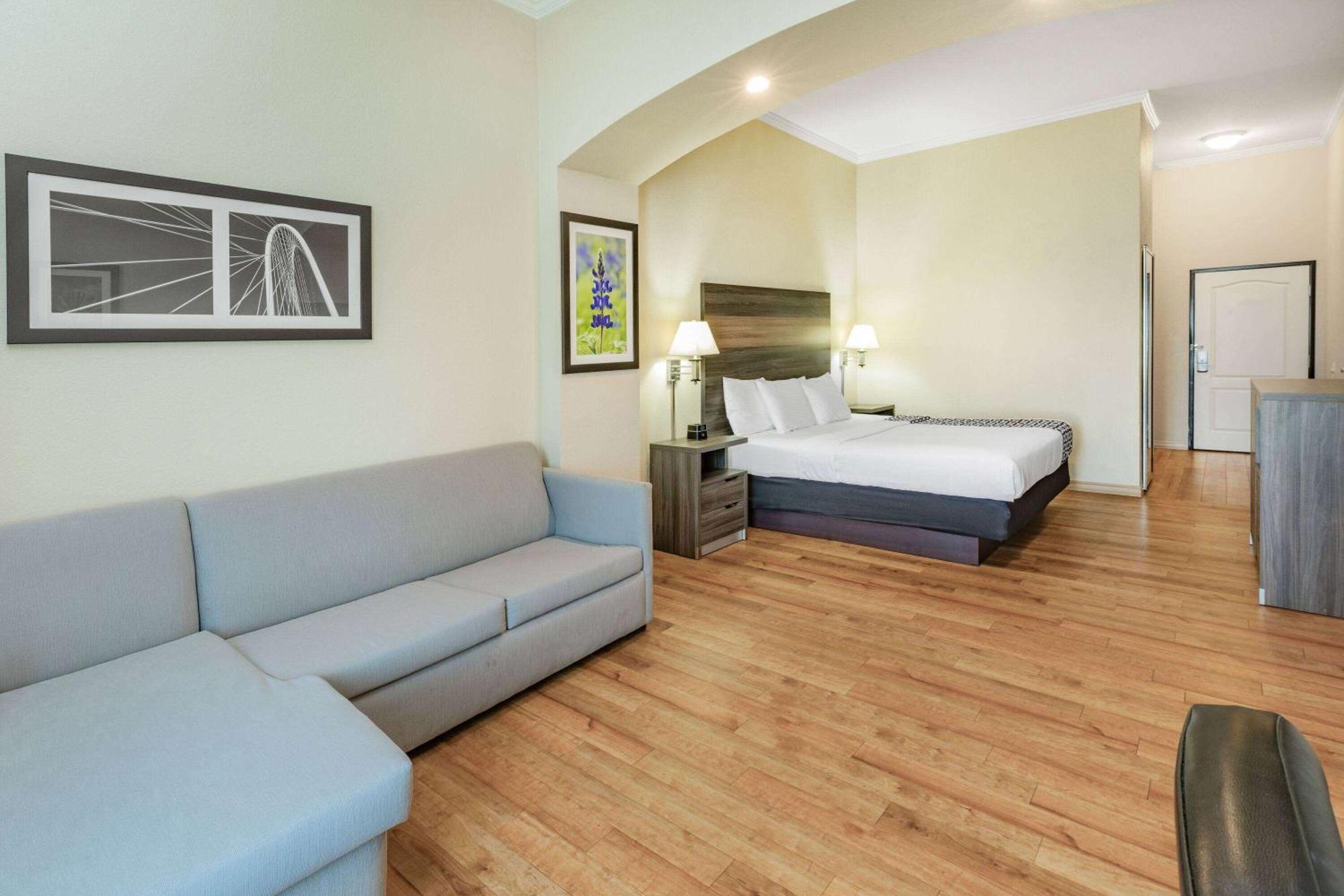 La Quinta By Wyndham Garland Harbor Point Hotel Exterior foto